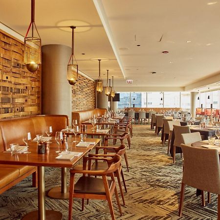 Residence Inn By Marriott Chicago Downtown Magnificent Mile Bagian luar foto