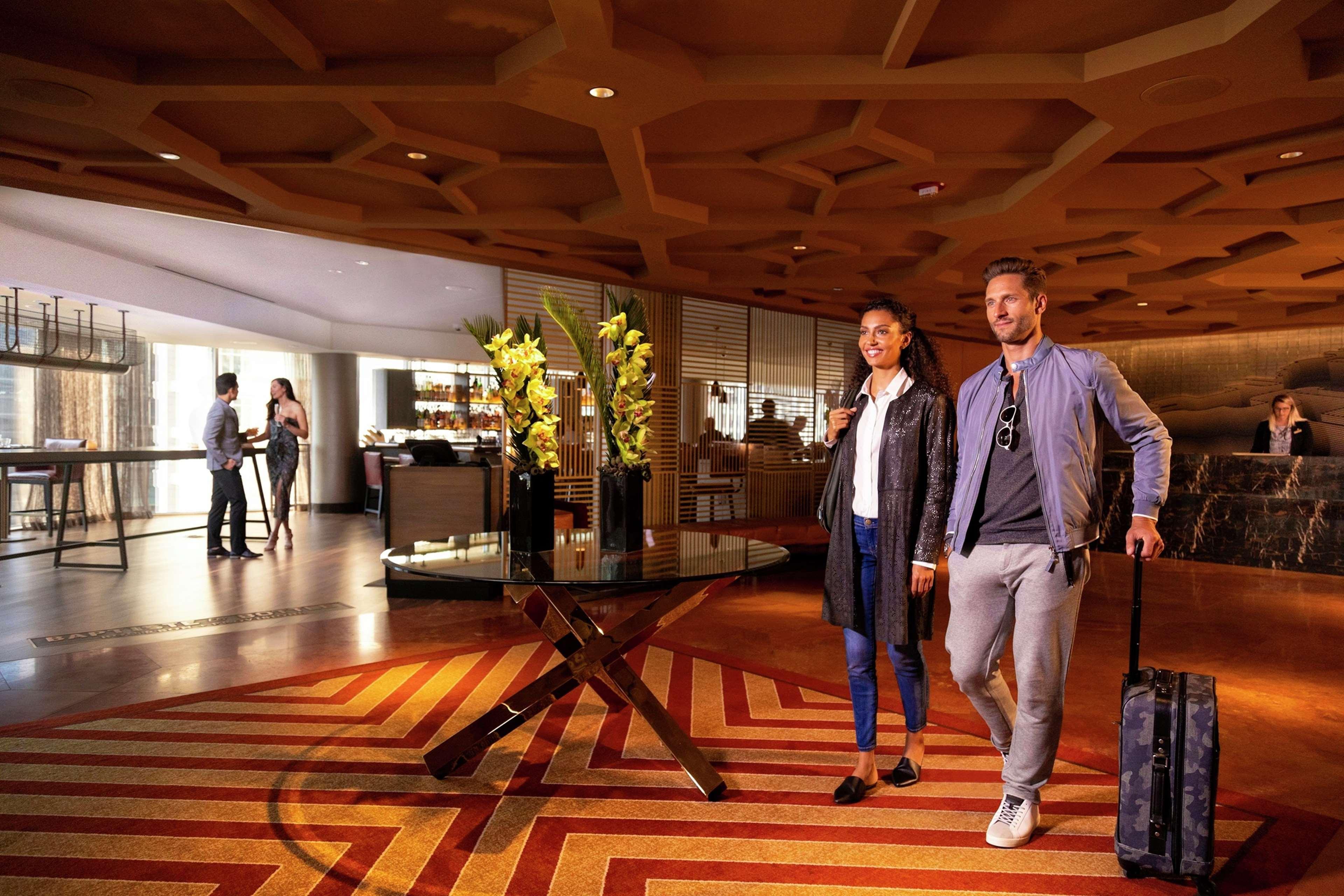 Residence Inn By Marriott Chicago Downtown Magnificent Mile Bagian luar foto