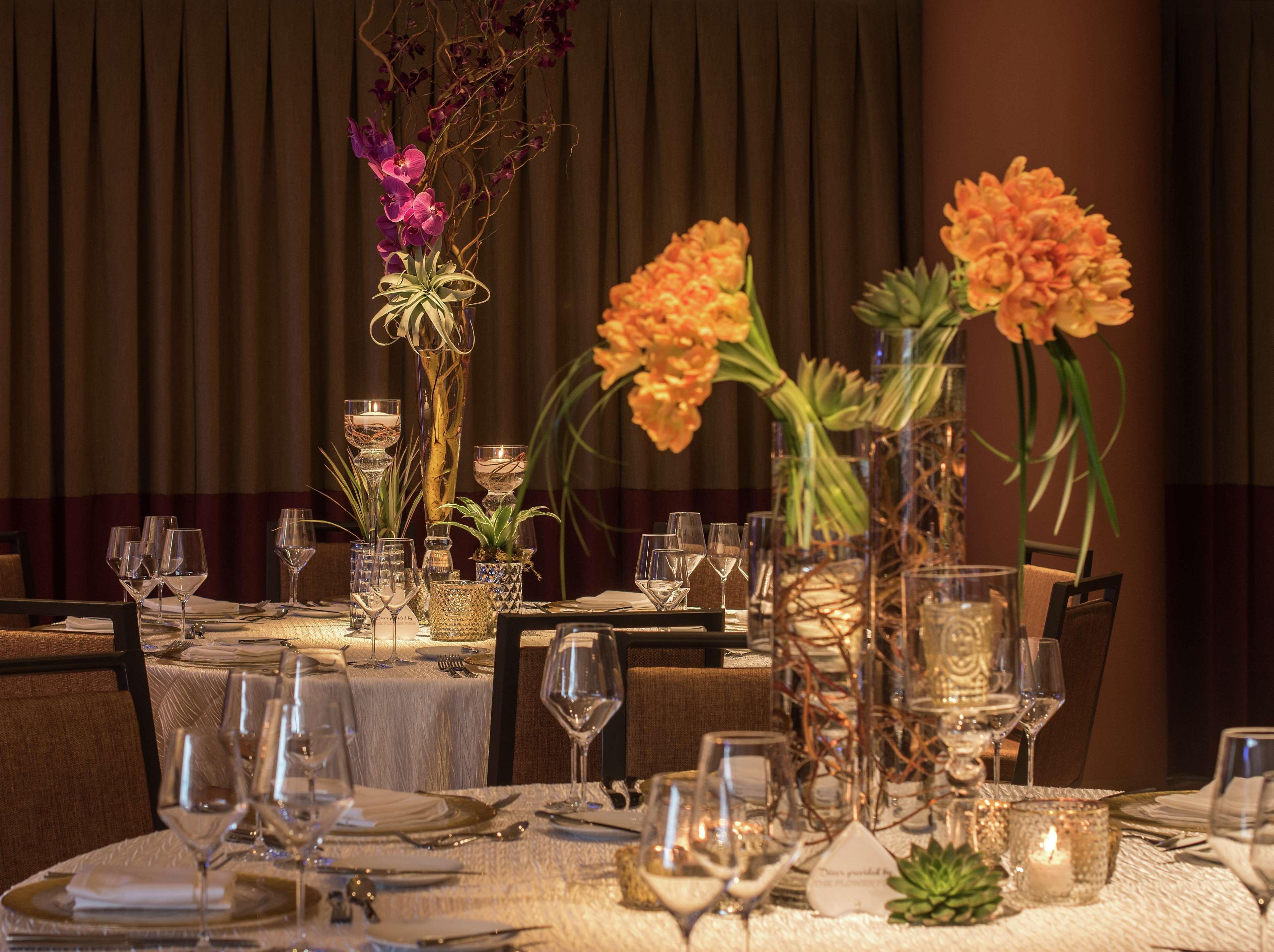 Residence Inn By Marriott Chicago Downtown Magnificent Mile Bagian luar foto