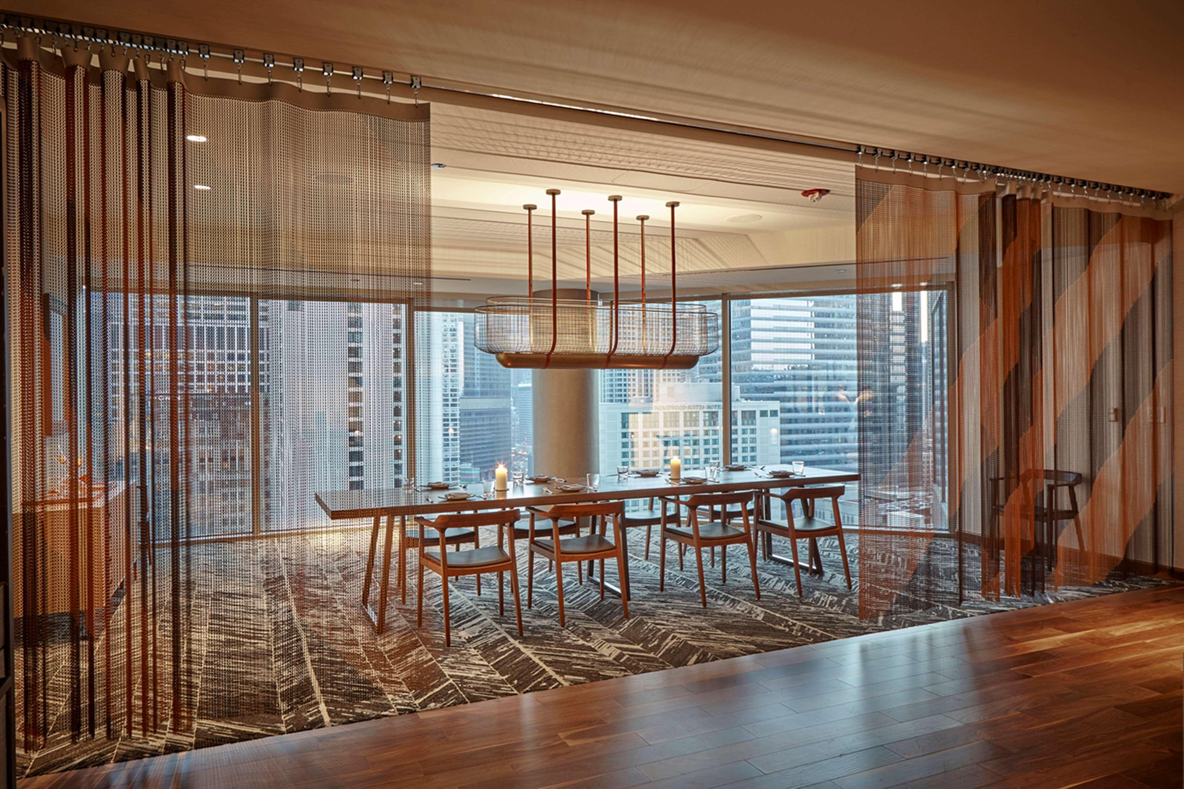 Residence Inn By Marriott Chicago Downtown Magnificent Mile Bagian luar foto