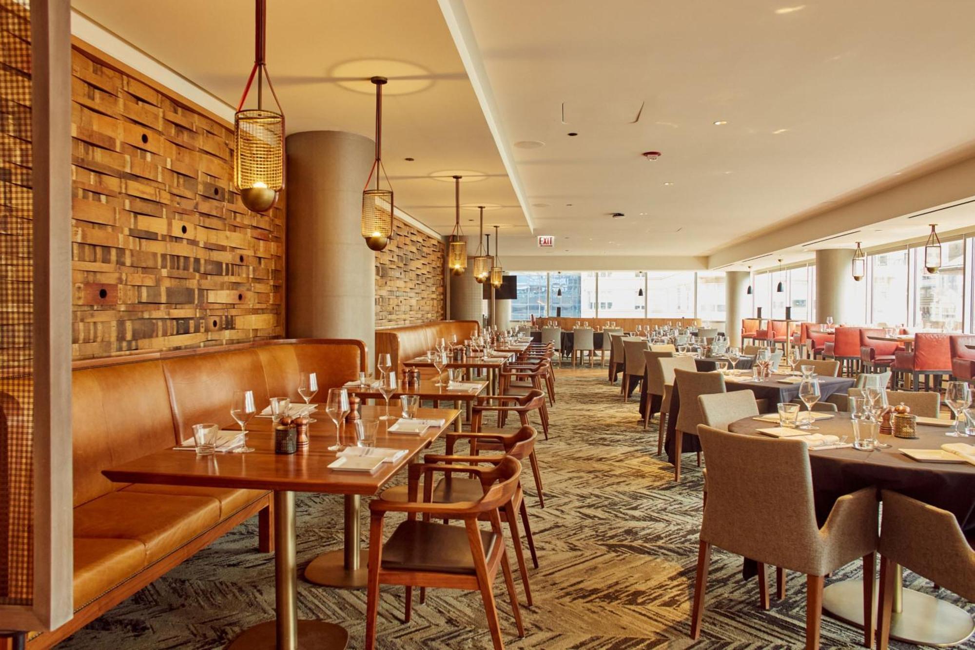 Residence Inn By Marriott Chicago Downtown Magnificent Mile Bagian luar foto