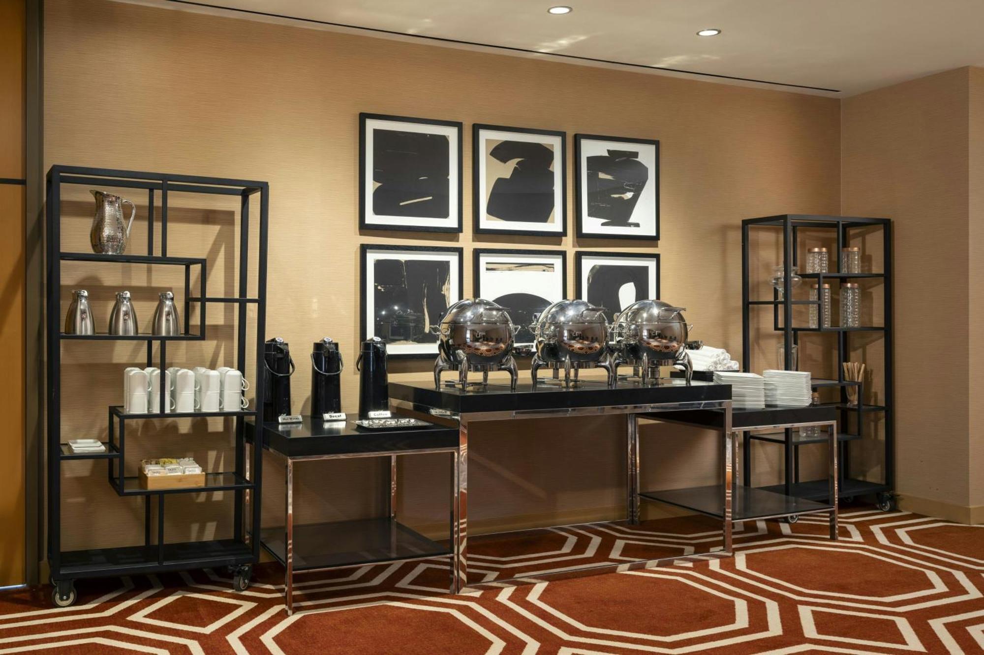 Residence Inn By Marriott Chicago Downtown Magnificent Mile Bagian luar foto
